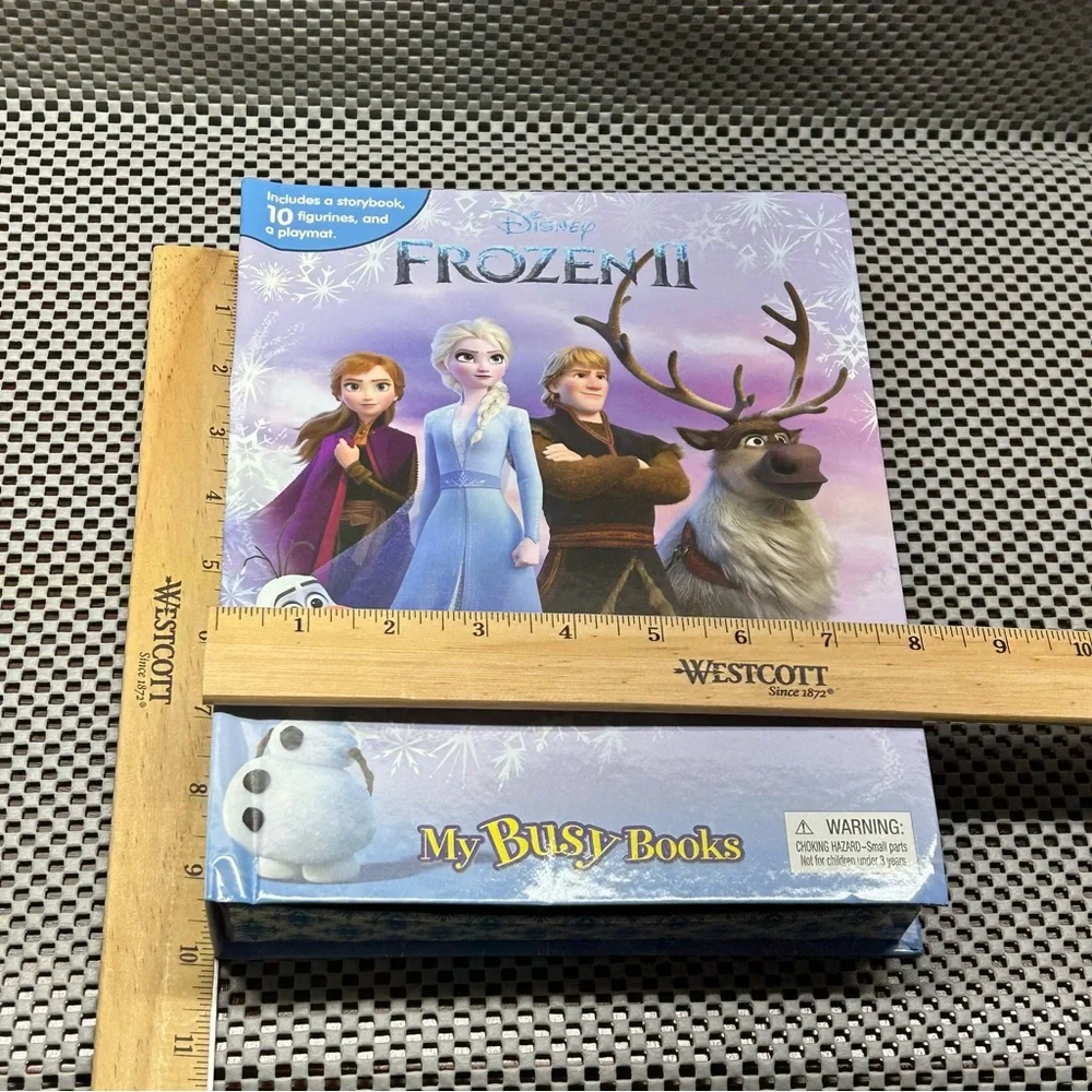 Phidal Publishing Disney Frozen 2 My Busy Books Storybook Figurines Playmat New - Picture 3 of 16